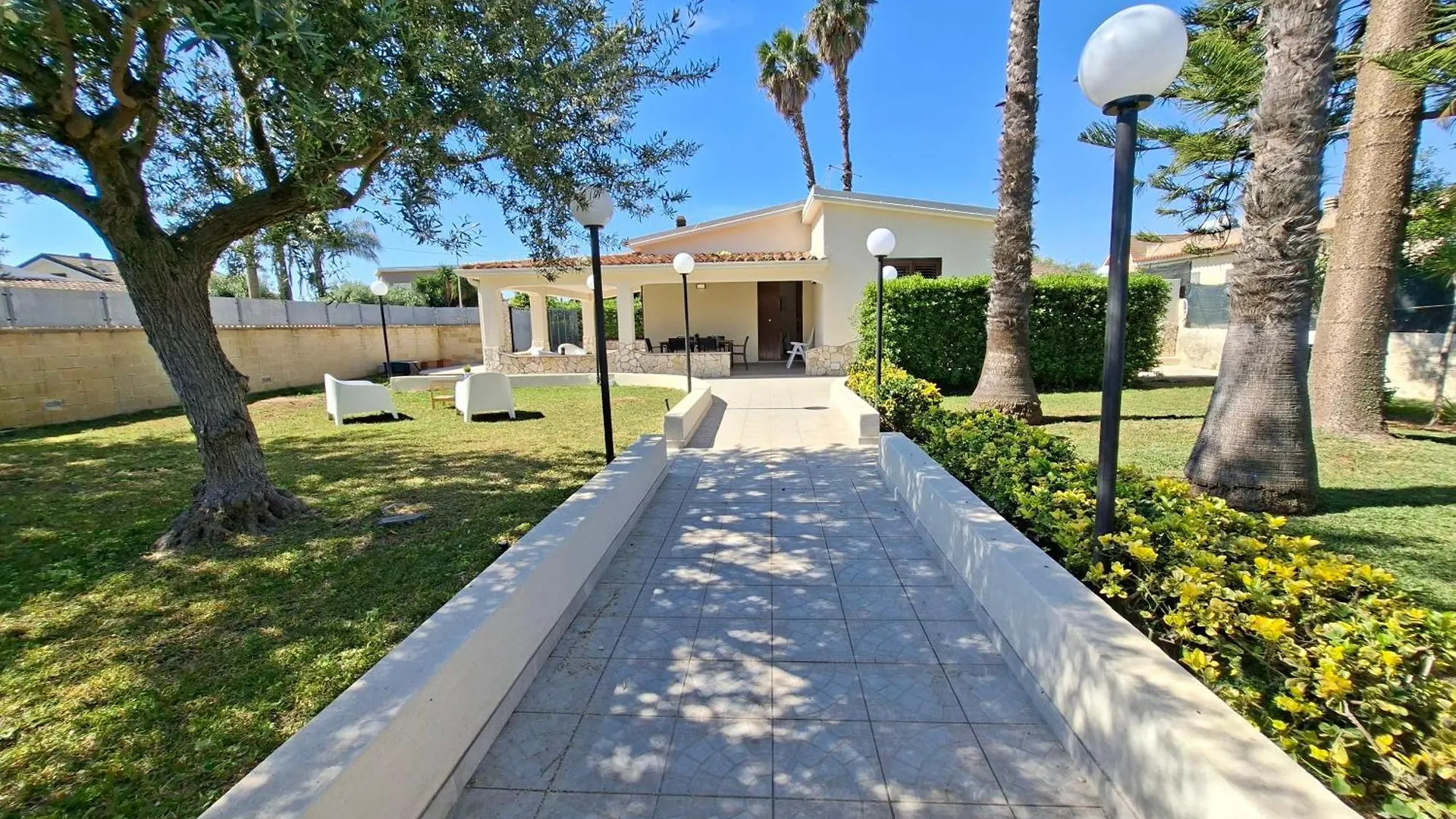 Villa Carmela Arenella 0*, Arenella (Syracuse) Italia